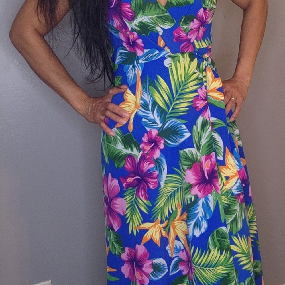 Forever 21 Vibrant Floral Maxi Dress